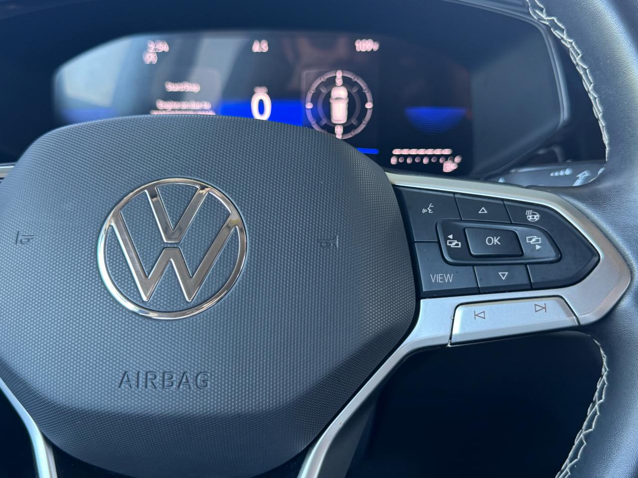 Volkswagen Taos SE FWD 2024