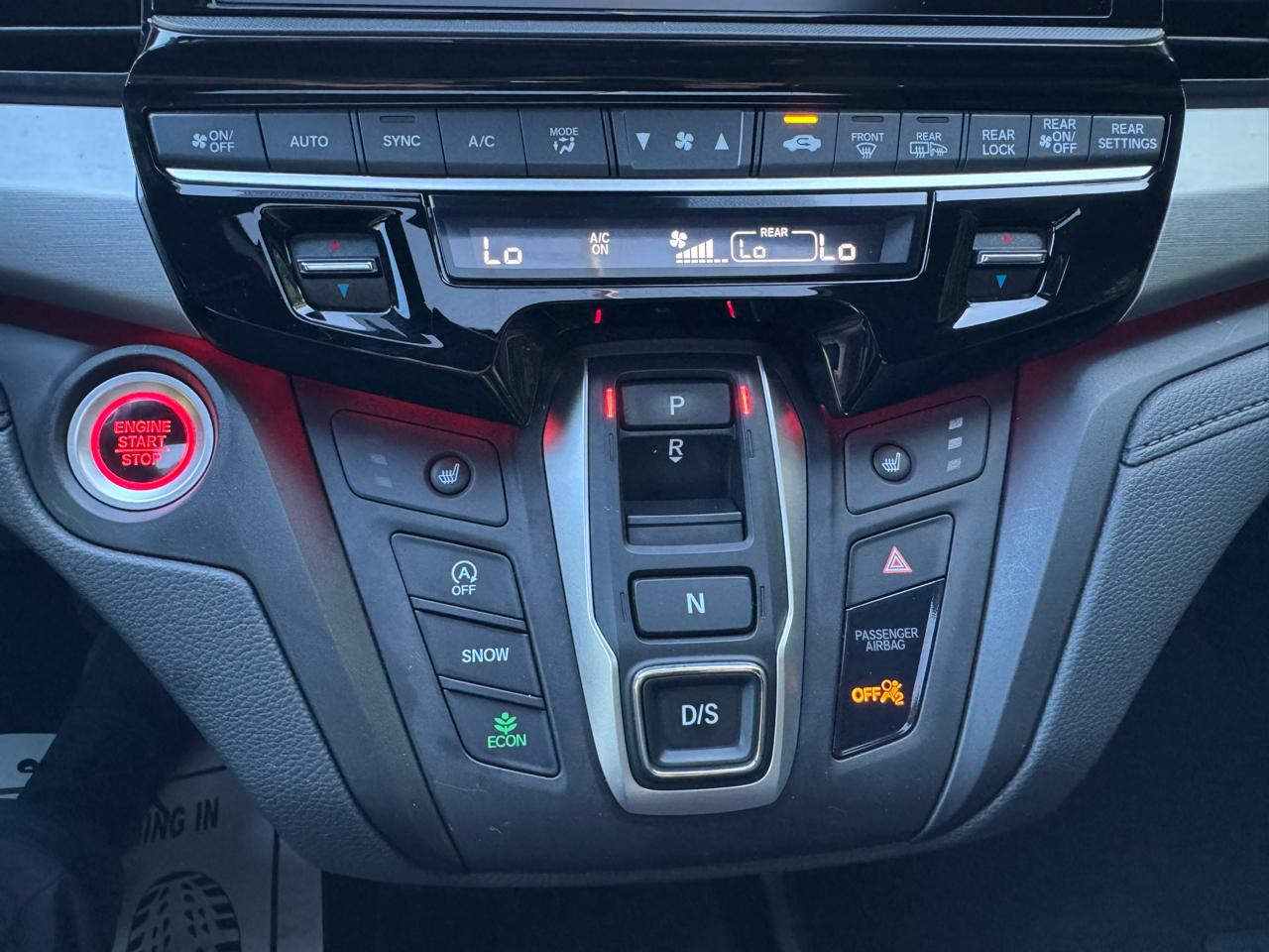 Honda Odyssey Sport-L Auto 2025