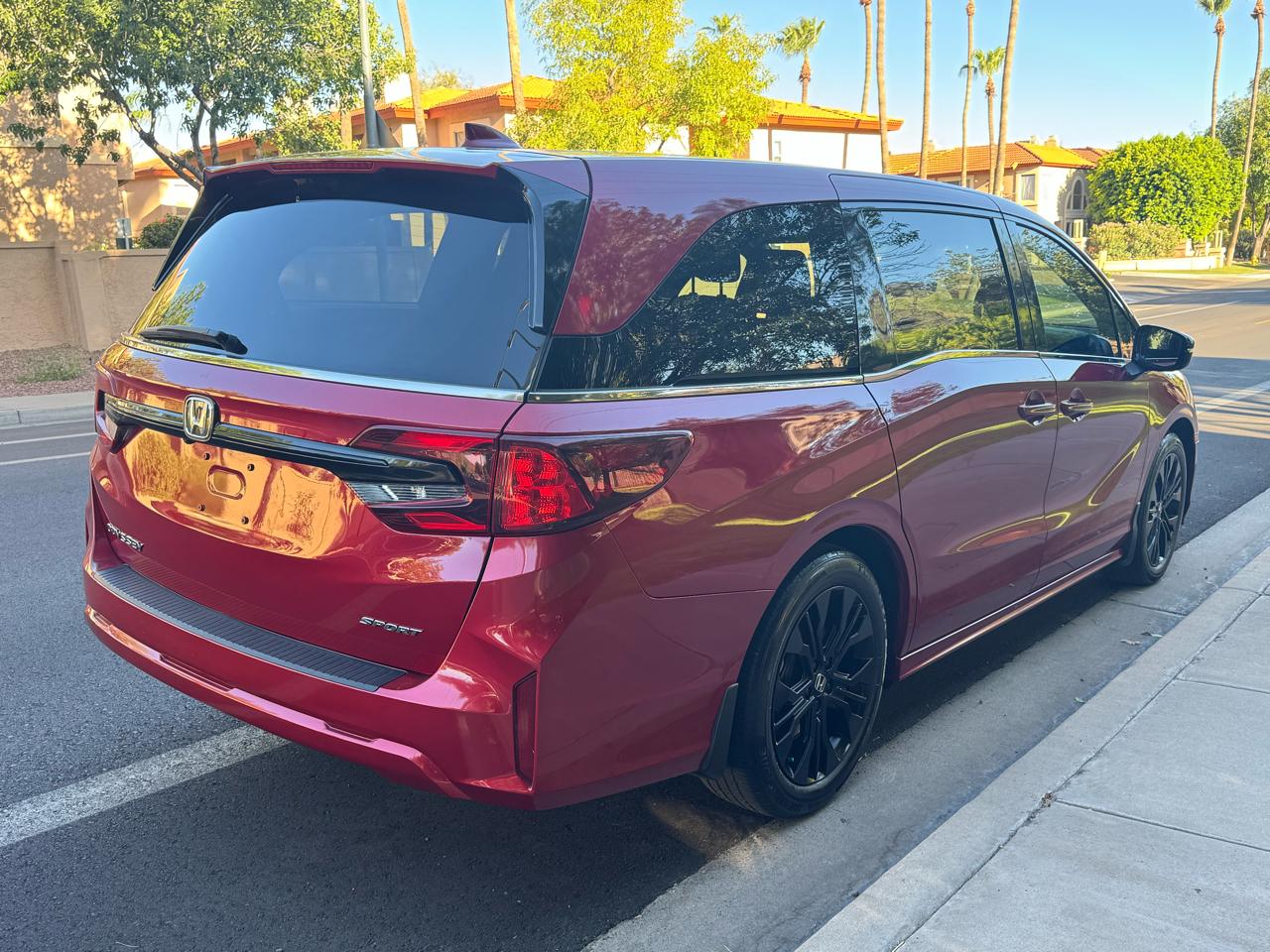 Honda Odyssey Sport-L Auto 2025