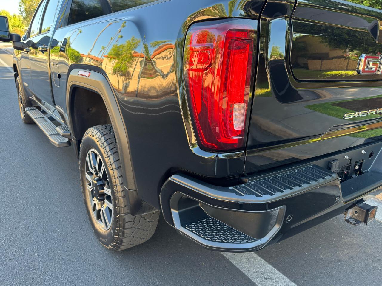 GMC Sierra 2500HD 4WD Crew Cab 159" AT4 2020