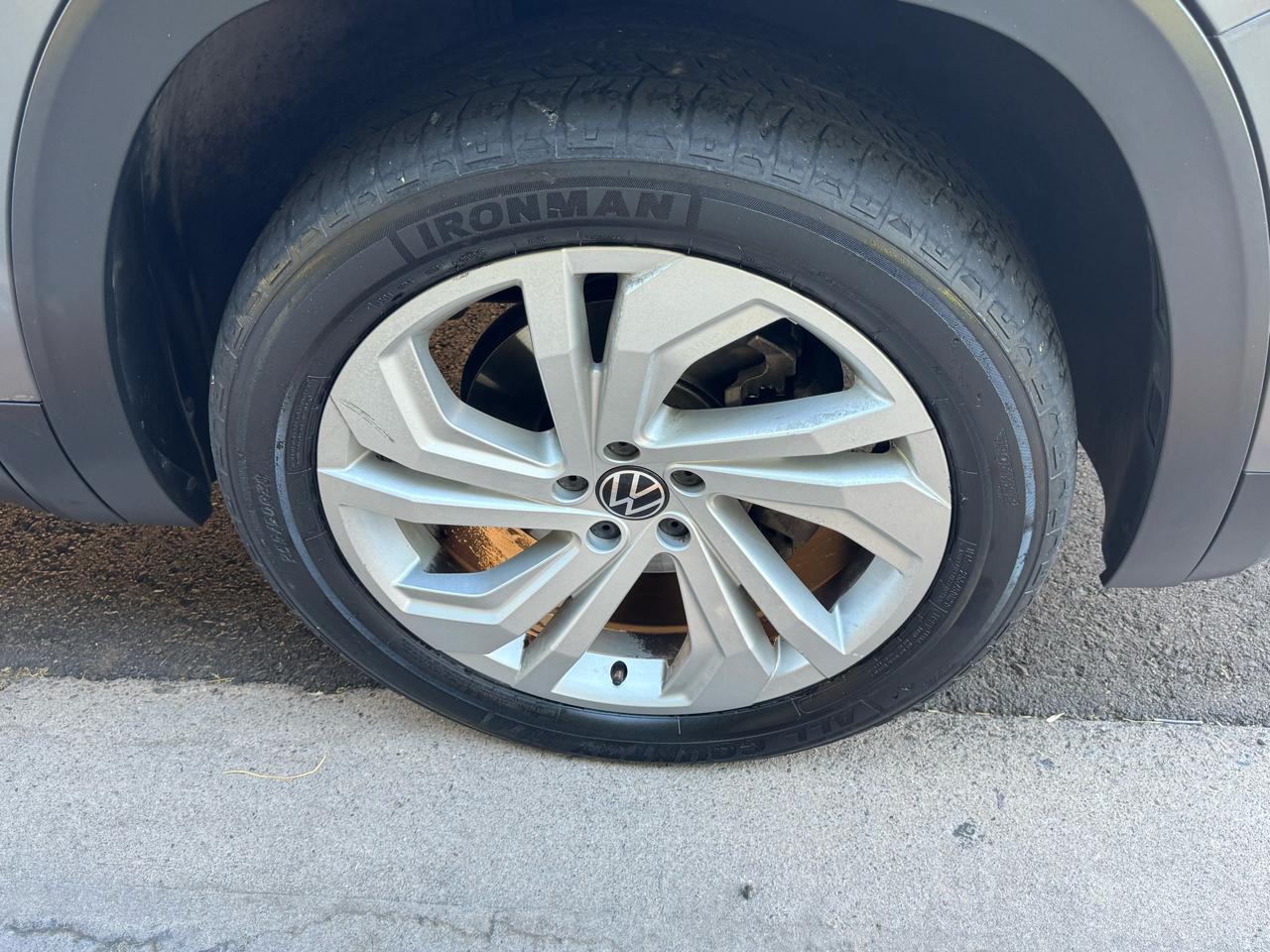 Volkswagen Atlas 2021.5 3.6L V6 SE w/Technology 4MOTION 2021