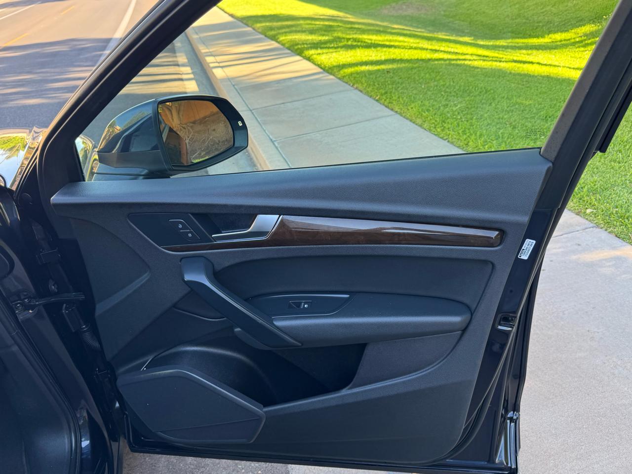 Audi Q5 Premium 45 TFSI quattro 2019