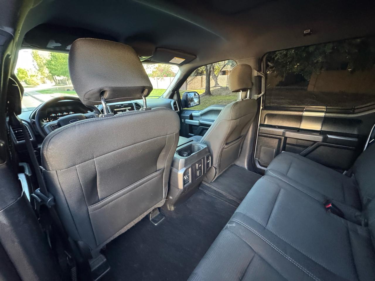 Ford F-150 2WD SuperCrew 145" XLT 2015