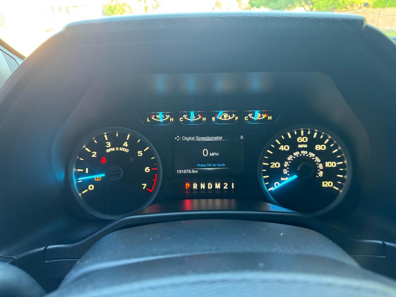 Ford F-150 2WD SuperCrew 145" XLT 2015