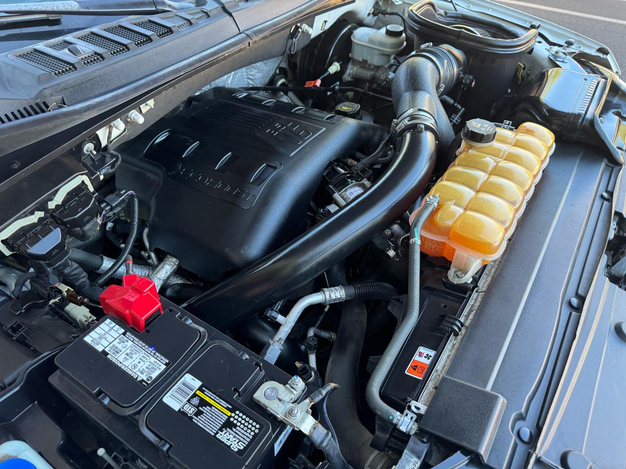 Ford F-150 2WD SuperCrew 145" XLT 2015