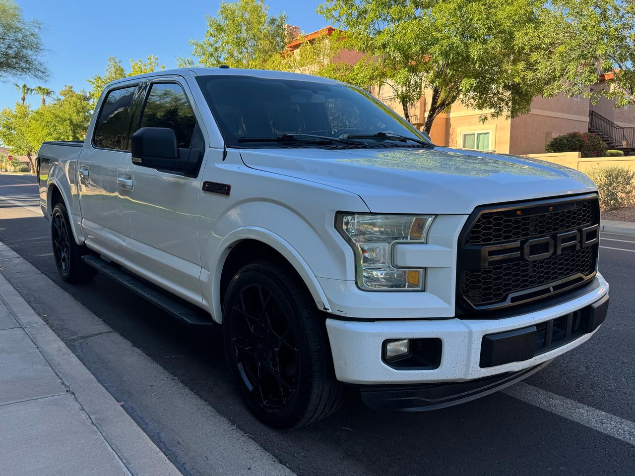 Ford F-150 2WD SuperCrew 145" XLT 2015