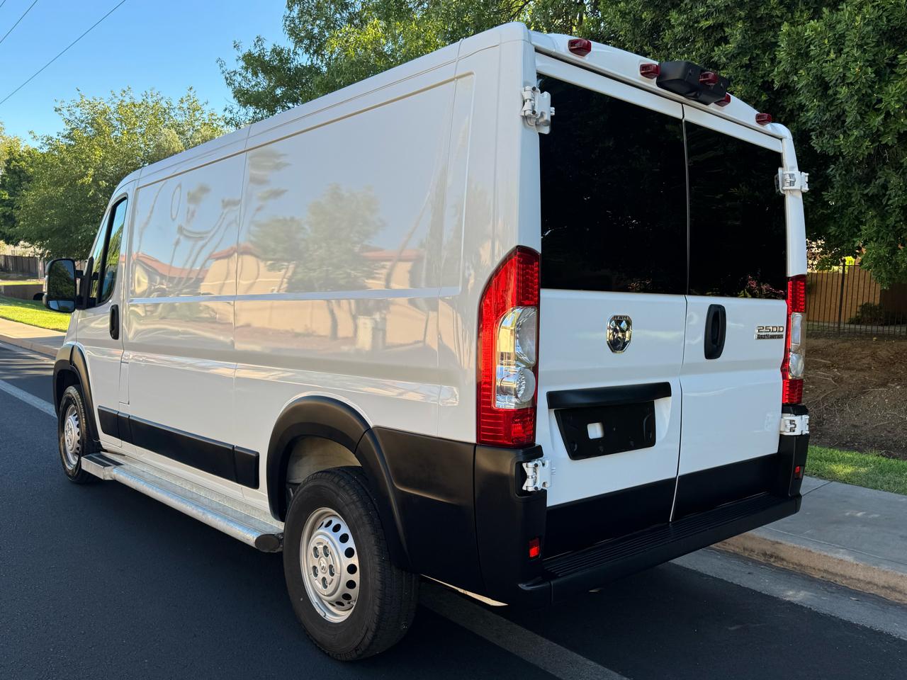 RAM ProMaster Cargo Van Tradesman 2500 Low Roof 136" WB w/Pass Seat 2025