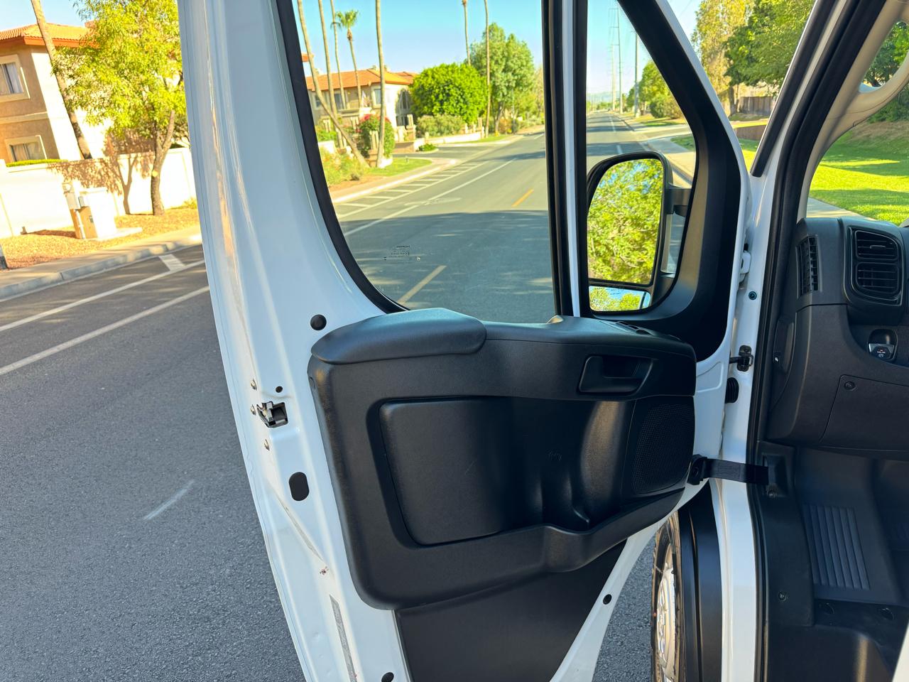 RAM ProMaster Cargo Van Tradesman 2500 Low Roof 136" WB w/Pass Seat 2025