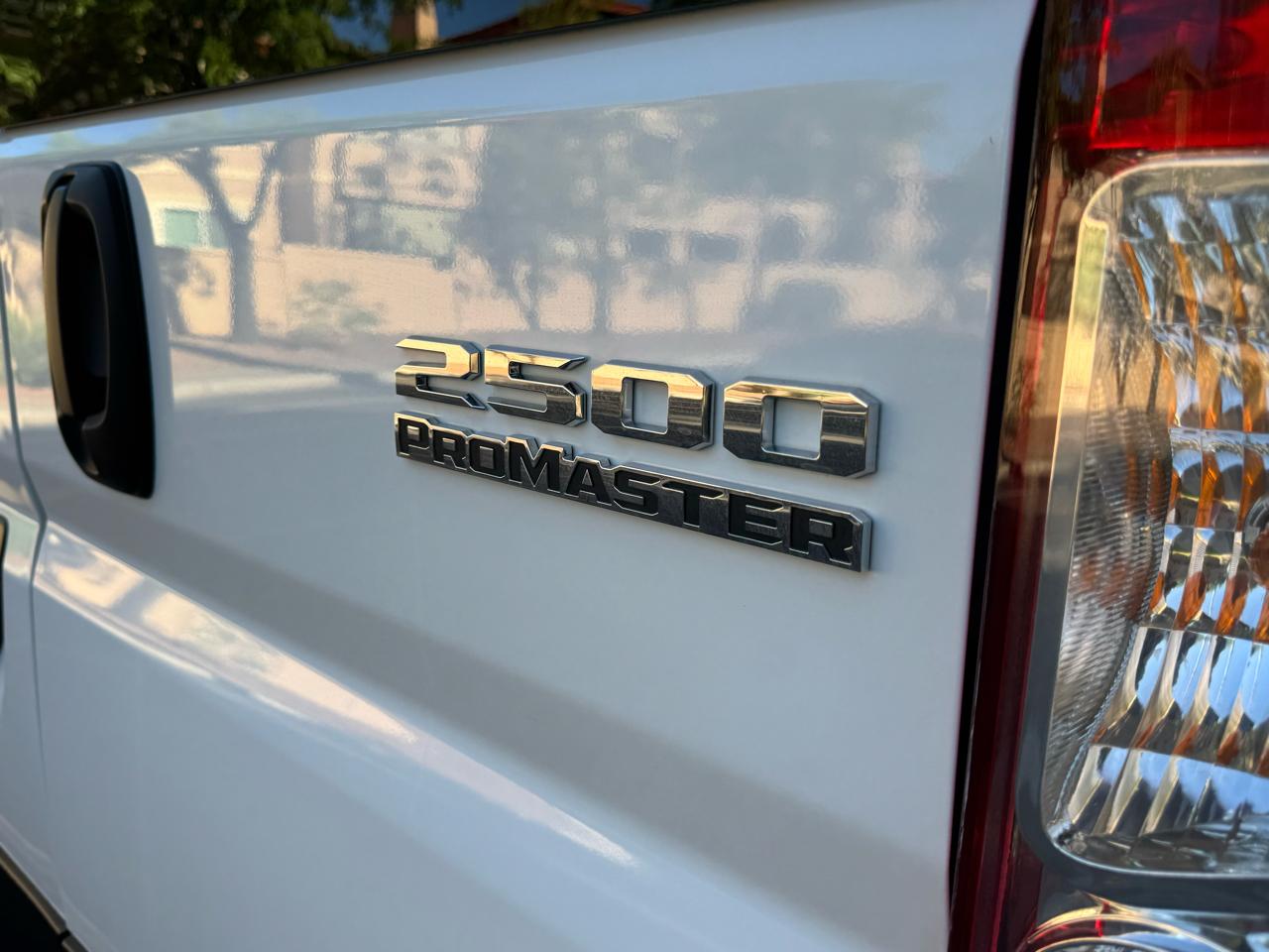 RAM ProMaster Cargo Van Tradesman 2500 Low Roof 136" WB w/Pass Seat 2025