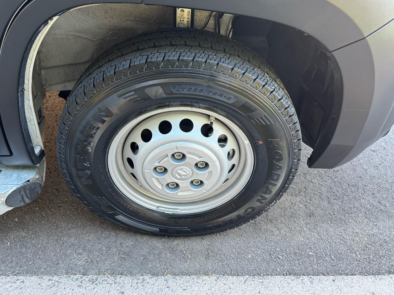 RAM ProMaster Cargo Van Tradesman 2500 Low Roof 136" WB w/Pass Seat 2025