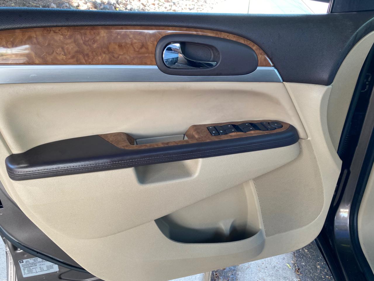 Buick Enclave FWD 4dr CX 2011