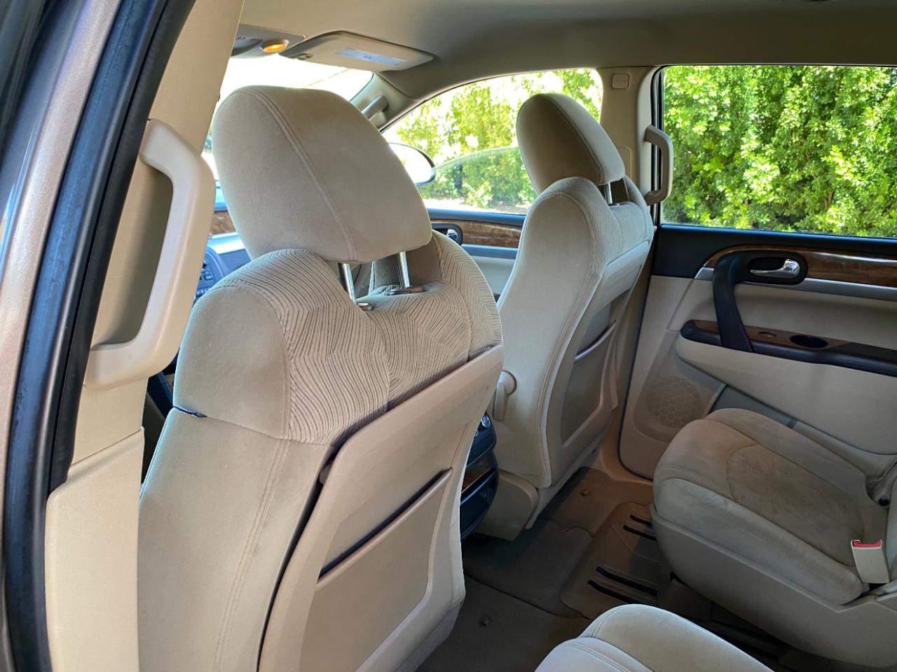 Buick Enclave FWD 4dr CX 2011