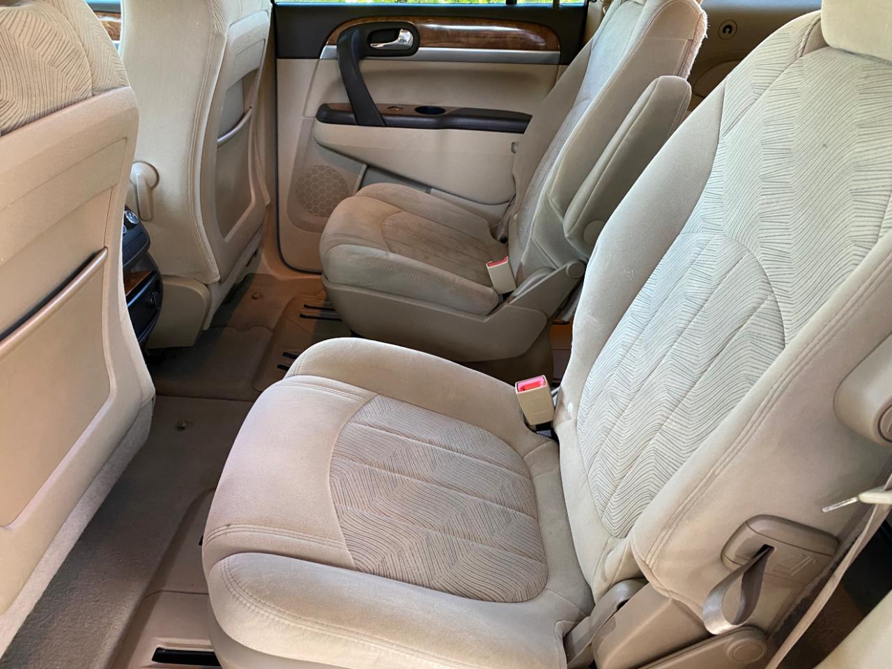 Buick Enclave FWD 4dr CX 2011