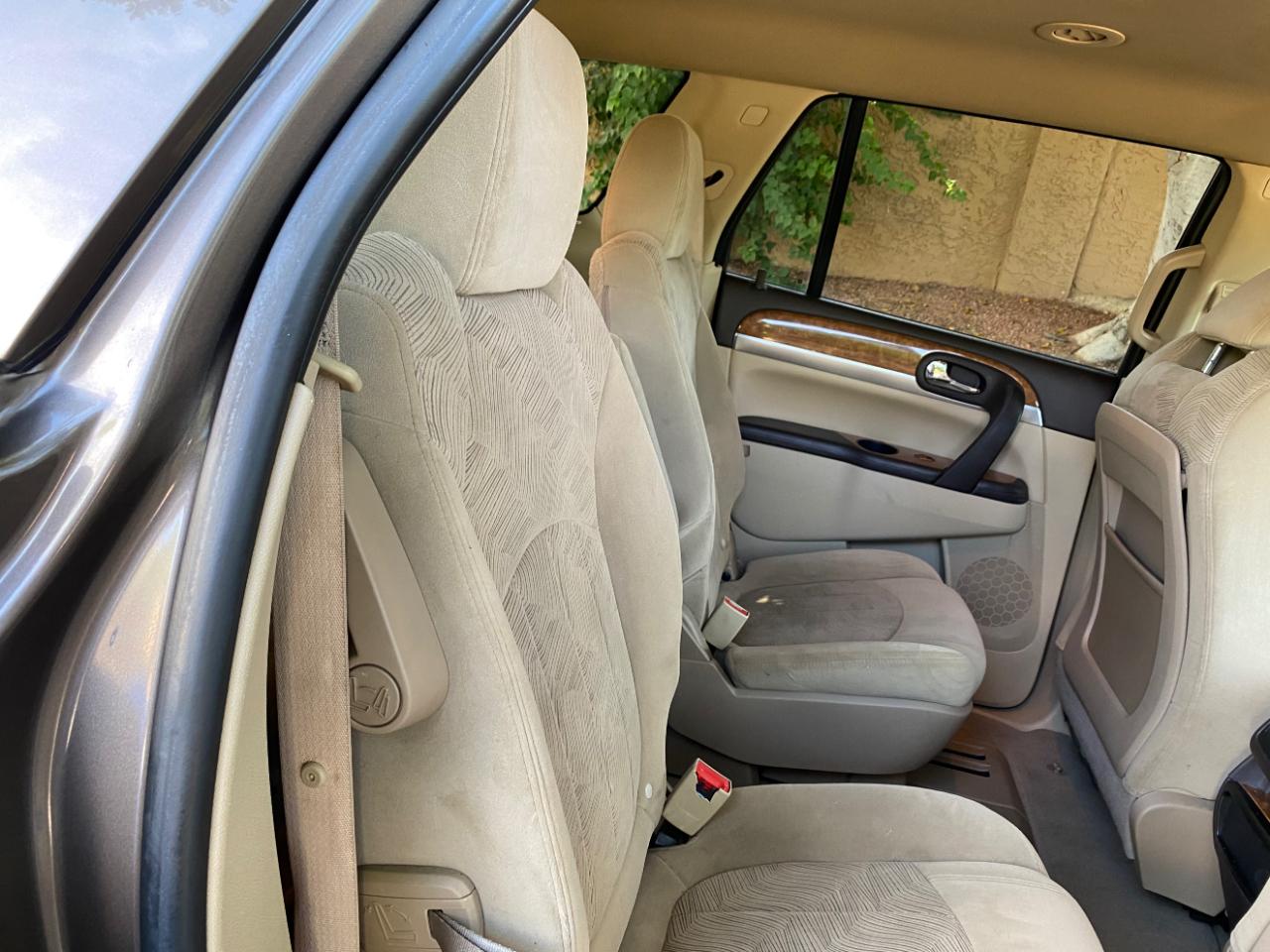 Buick Enclave FWD 4dr CX 2011