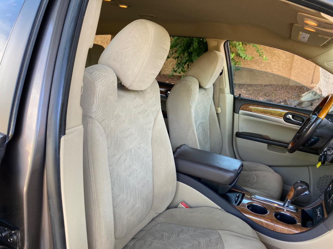 Buick Enclave FWD 4dr CX 2011