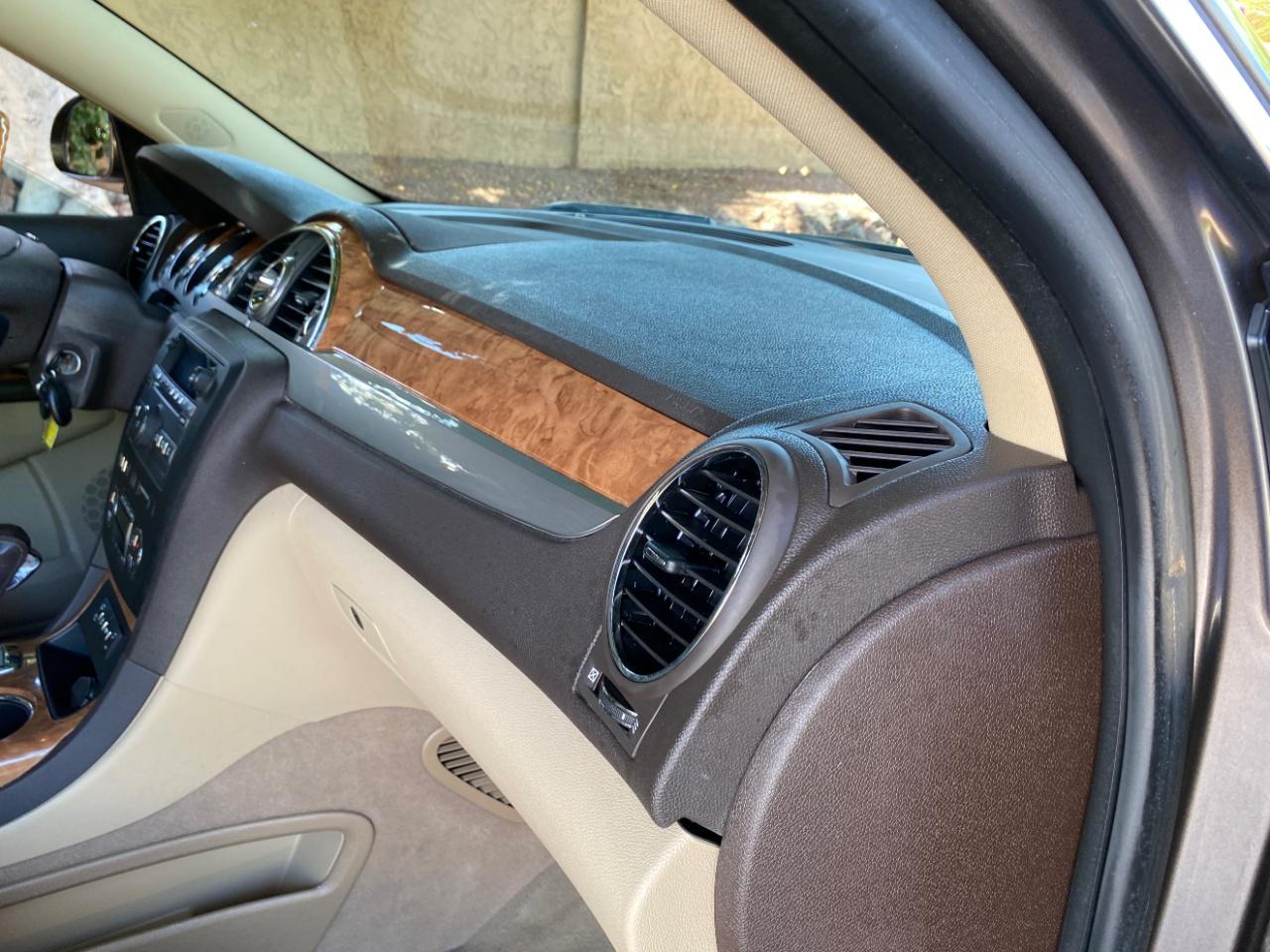Buick Enclave FWD 4dr CX 2011