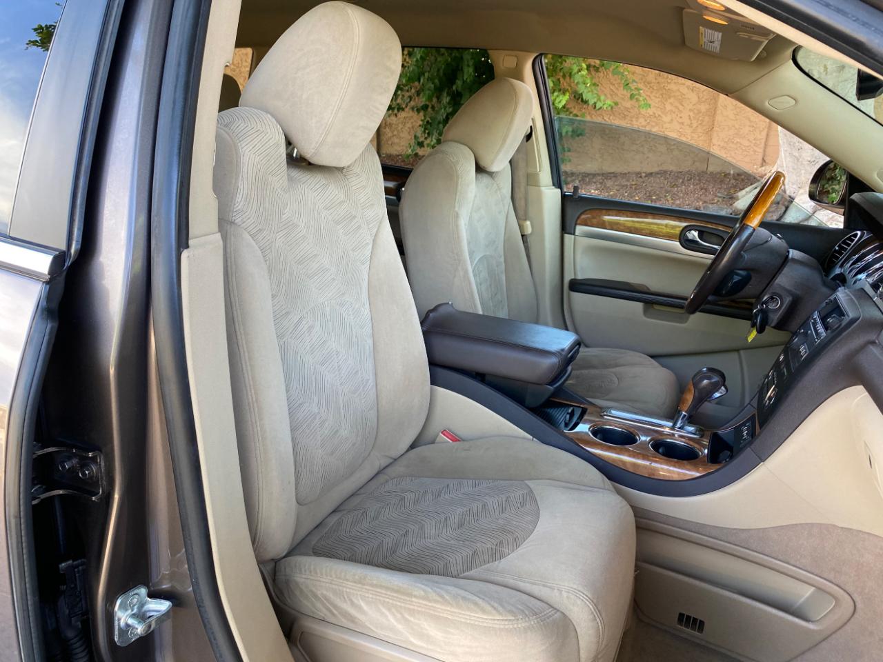 Buick Enclave FWD 4dr CX 2011