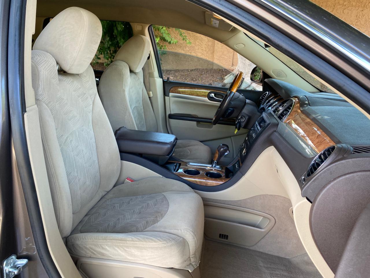 Buick Enclave FWD 4dr CX 2011