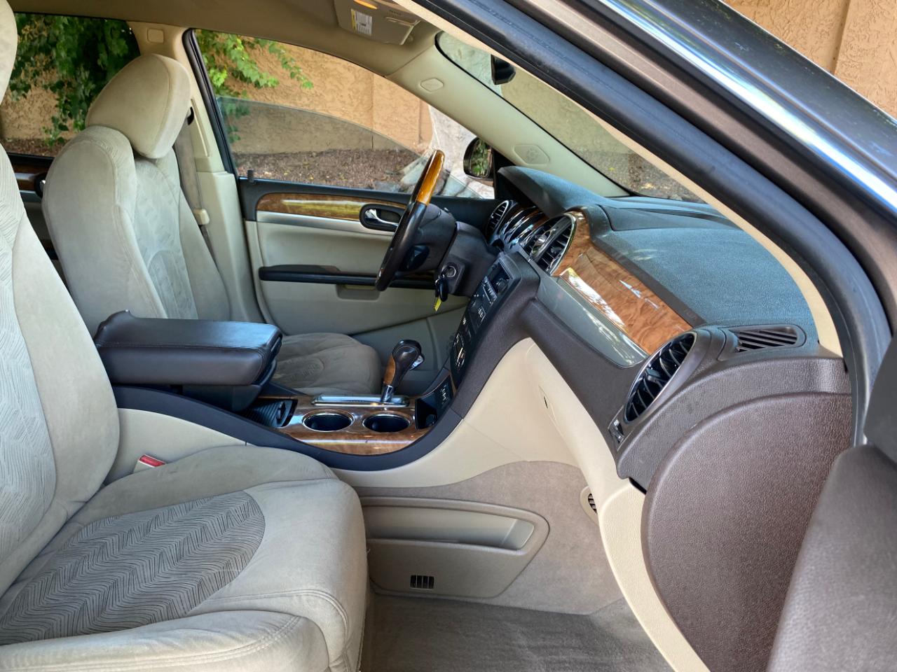 Buick Enclave FWD 4dr CX 2011