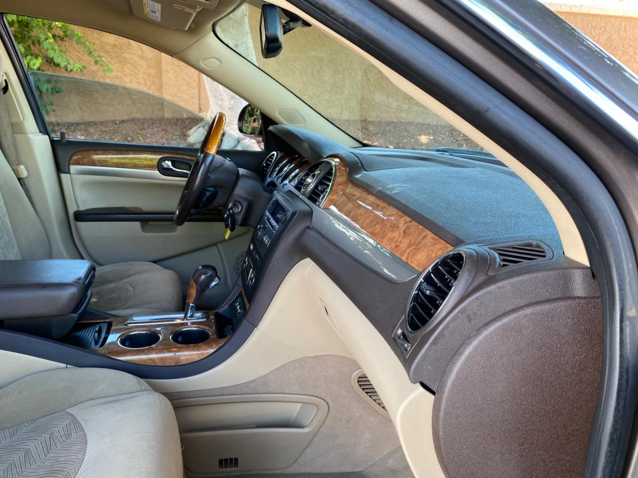 Buick Enclave FWD 4dr CX 2011