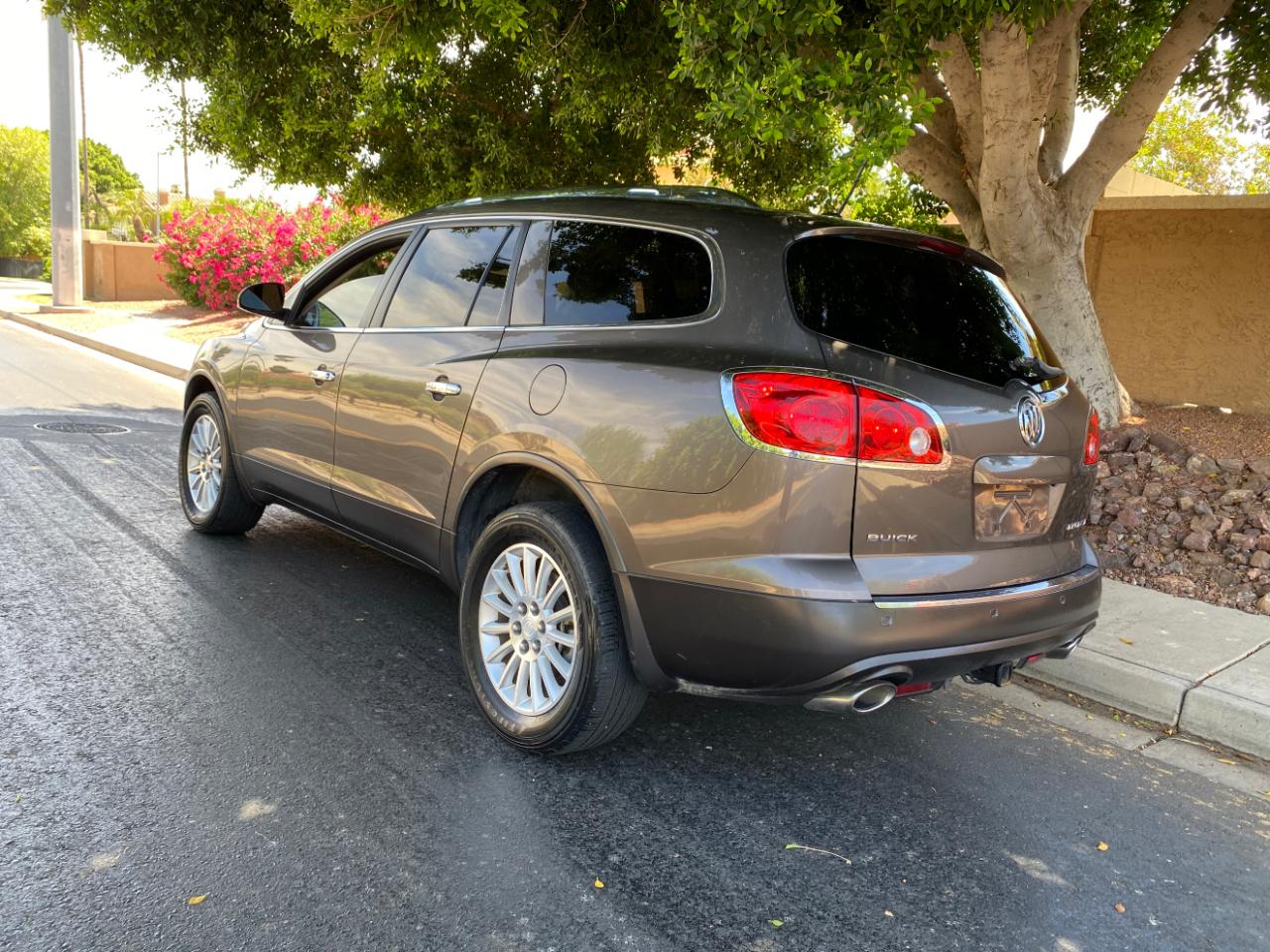 Buick Enclave FWD 4dr CX 2011