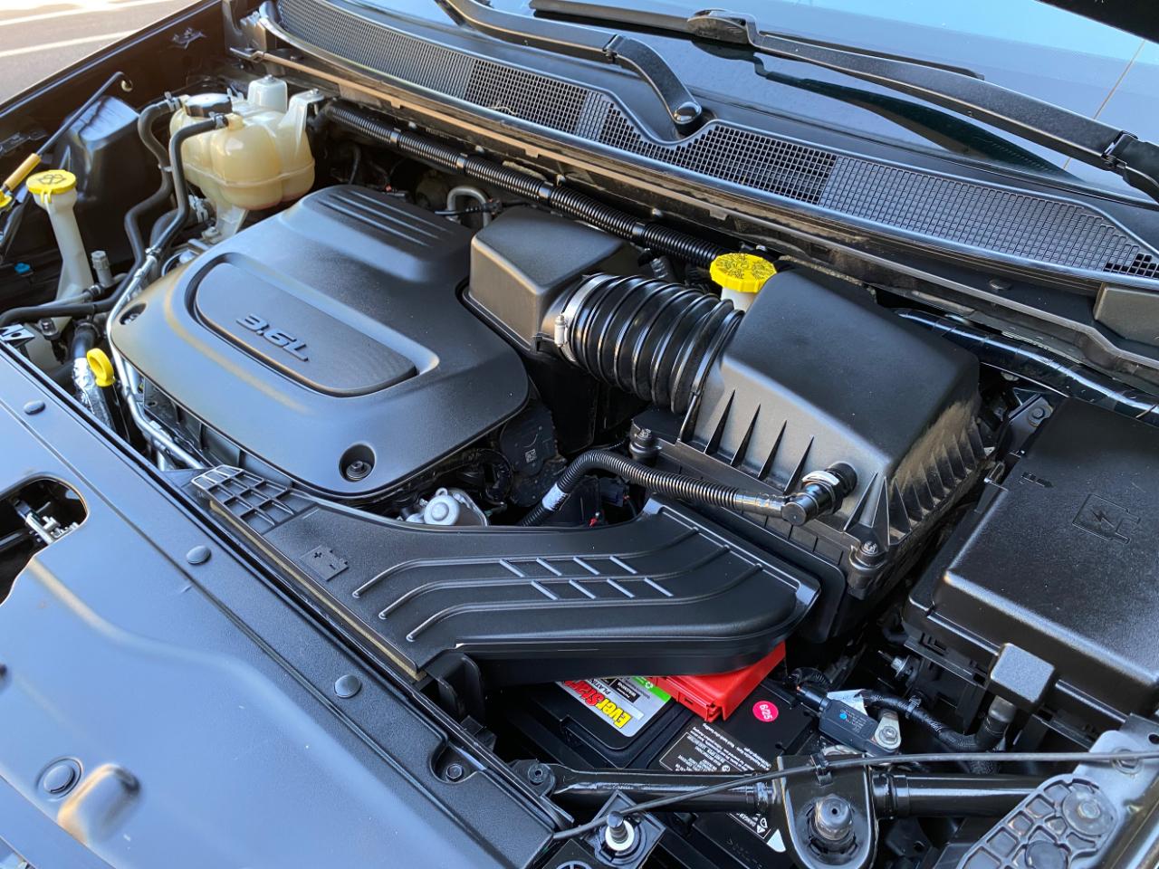 Chrysler Pacifica Touring L FWD 2020