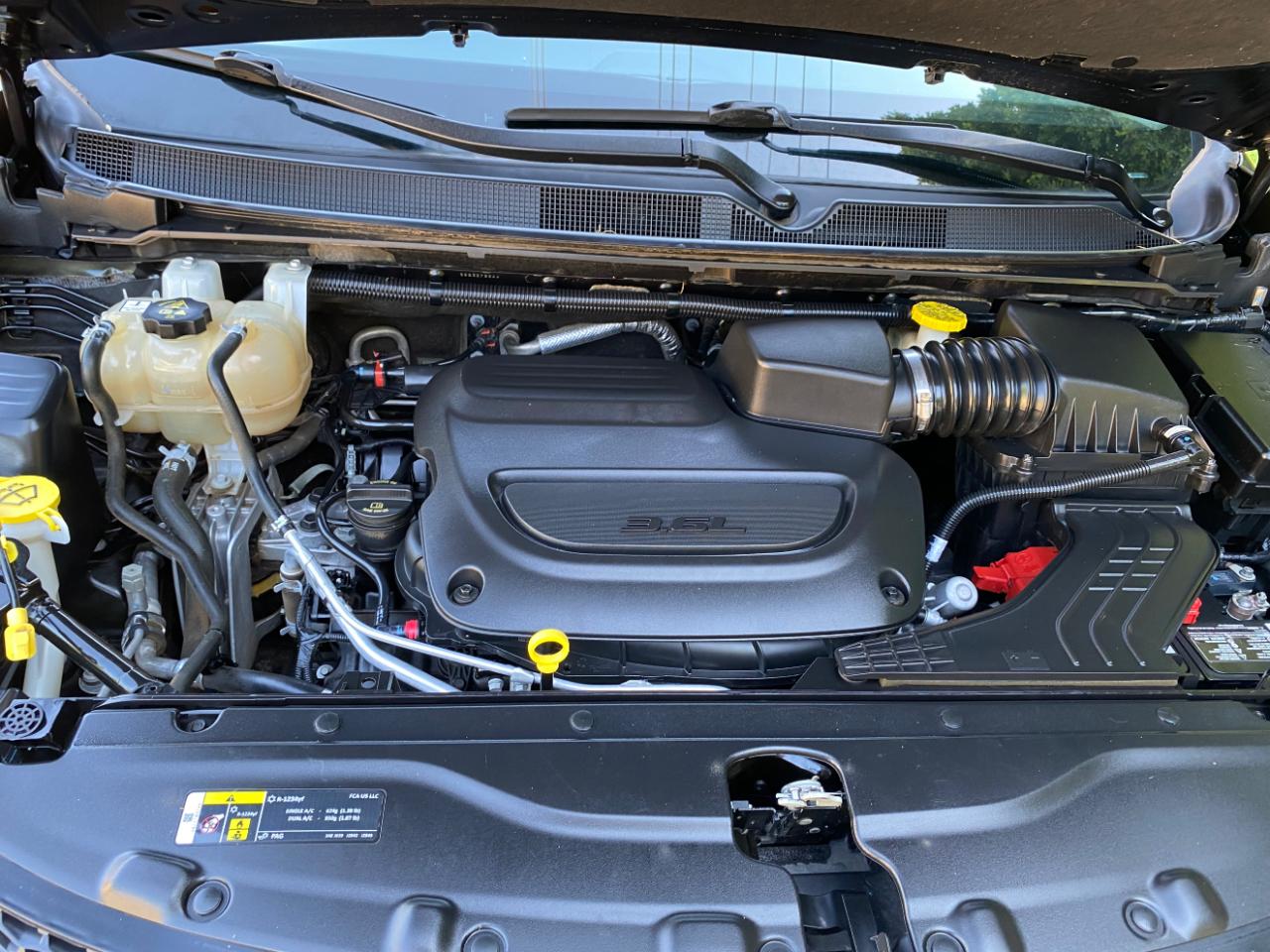 Chrysler Pacifica Touring L FWD 2020