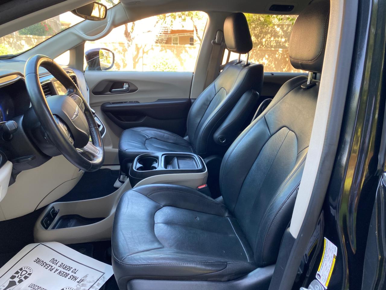 Chrysler Pacifica Touring L FWD 2020