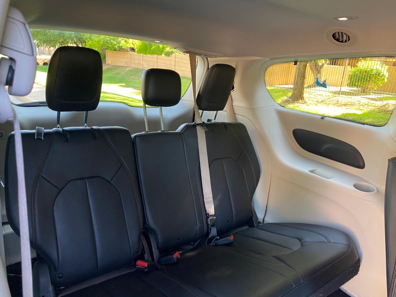 Chrysler Pacifica Touring L FWD 2020