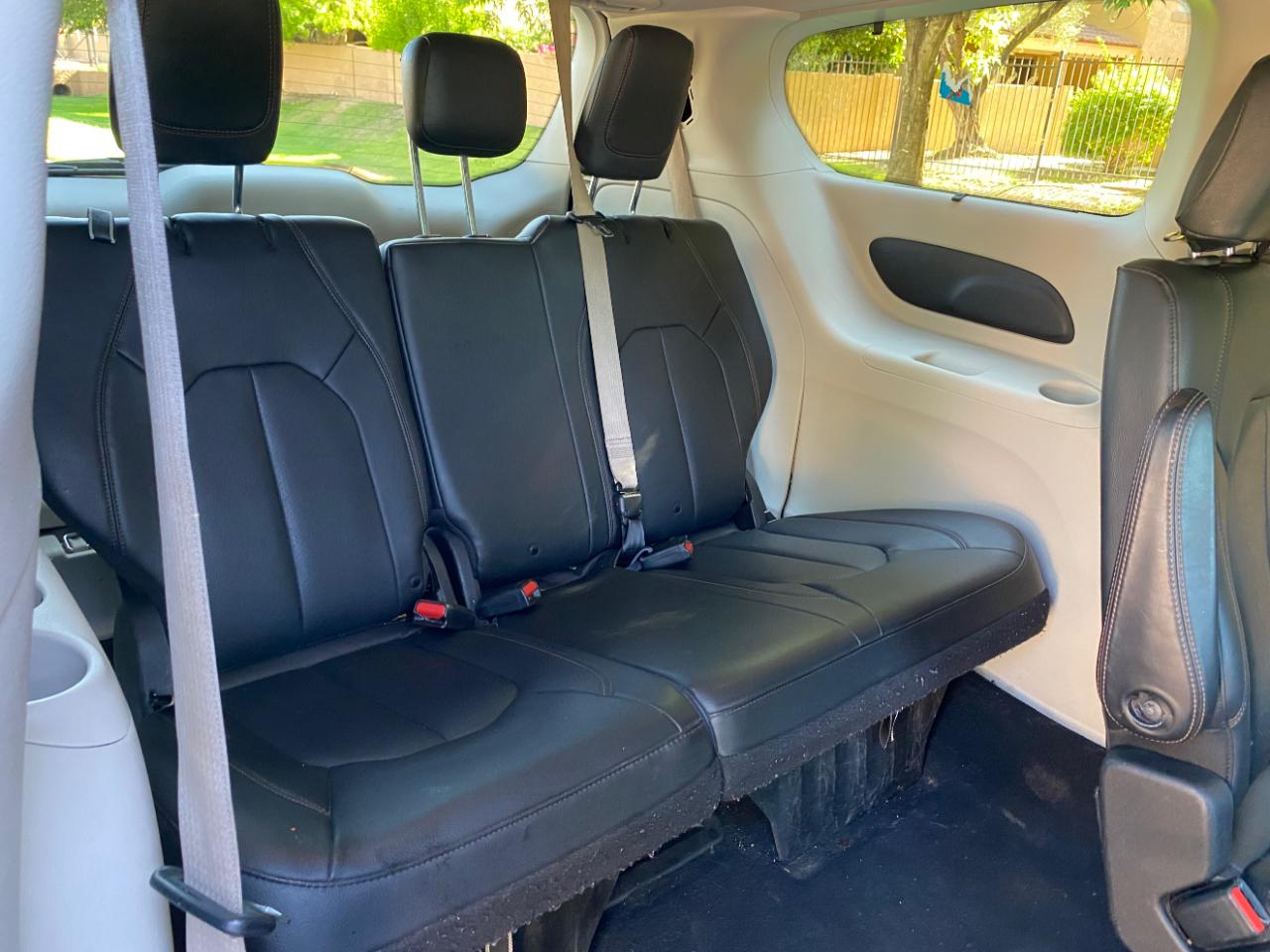 Chrysler Pacifica Touring L FWD 2020