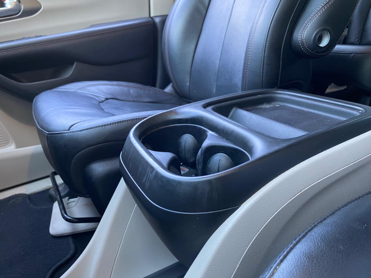Chrysler Pacifica Touring L FWD 2020