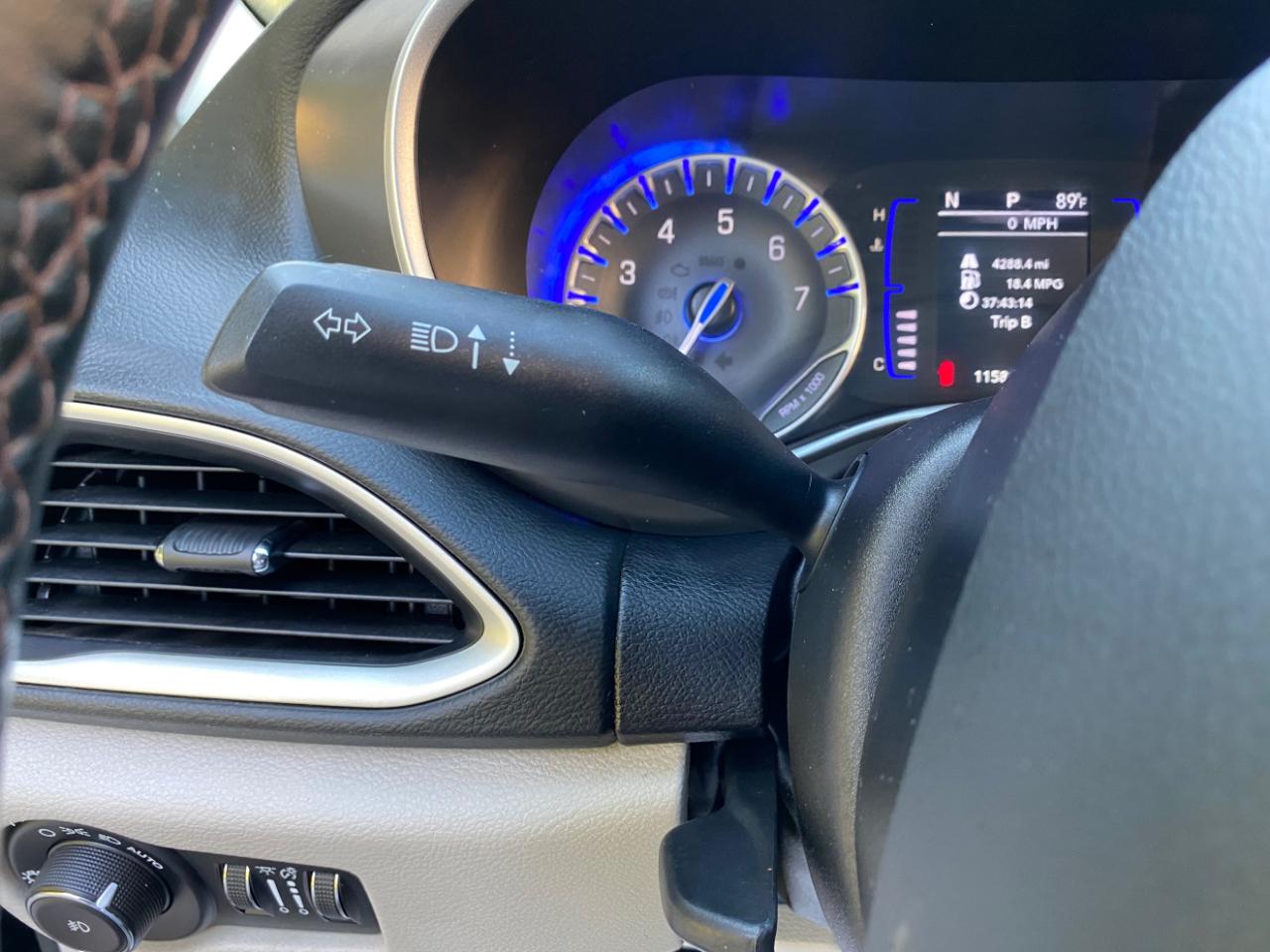 Chrysler Pacifica Touring L FWD 2020