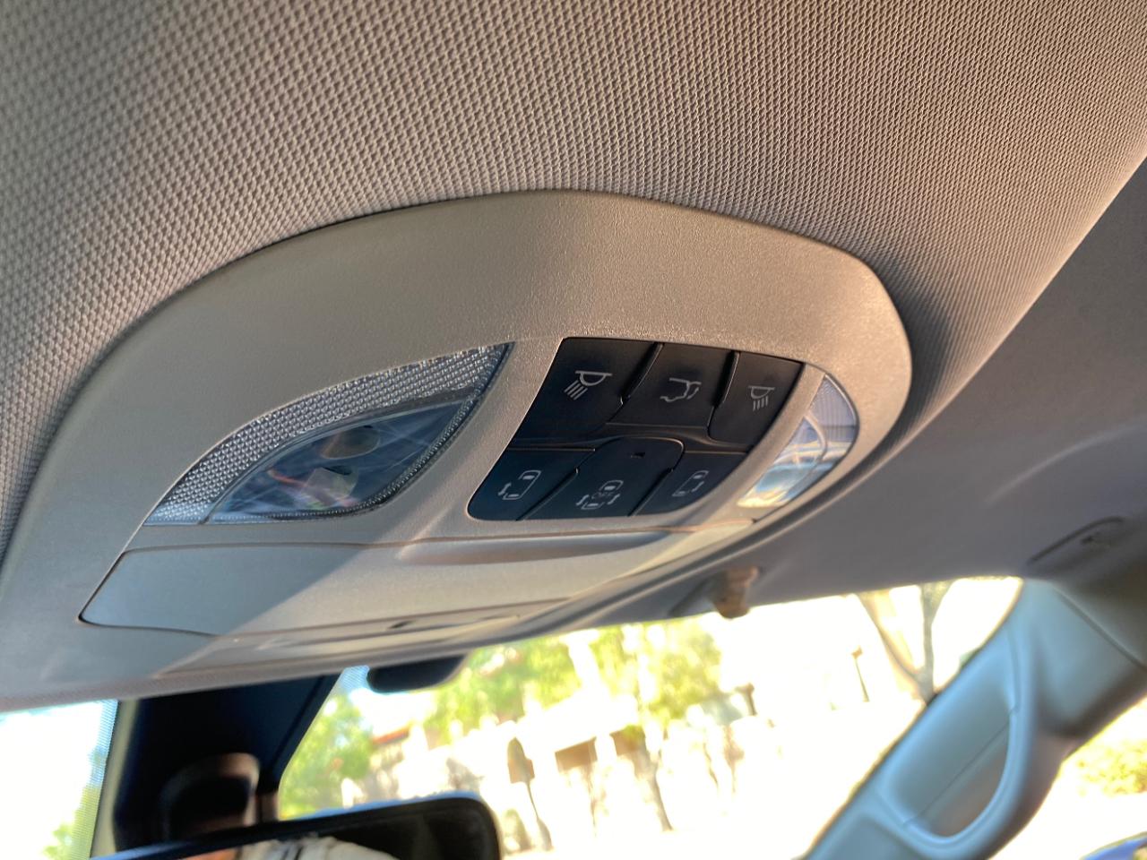 Chrysler Pacifica Touring L FWD 2020