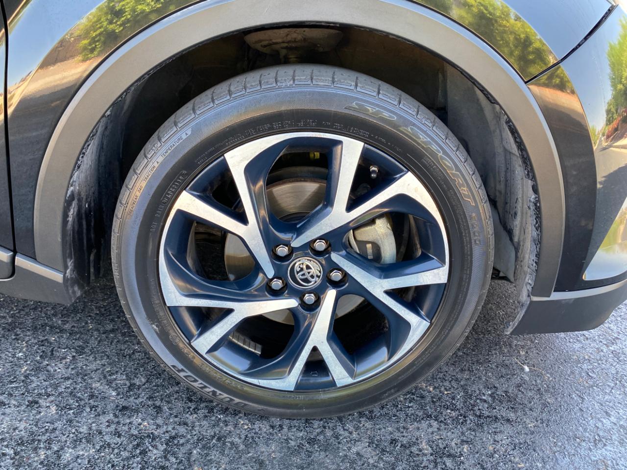 Toyota C-HR XLE Premium 2018