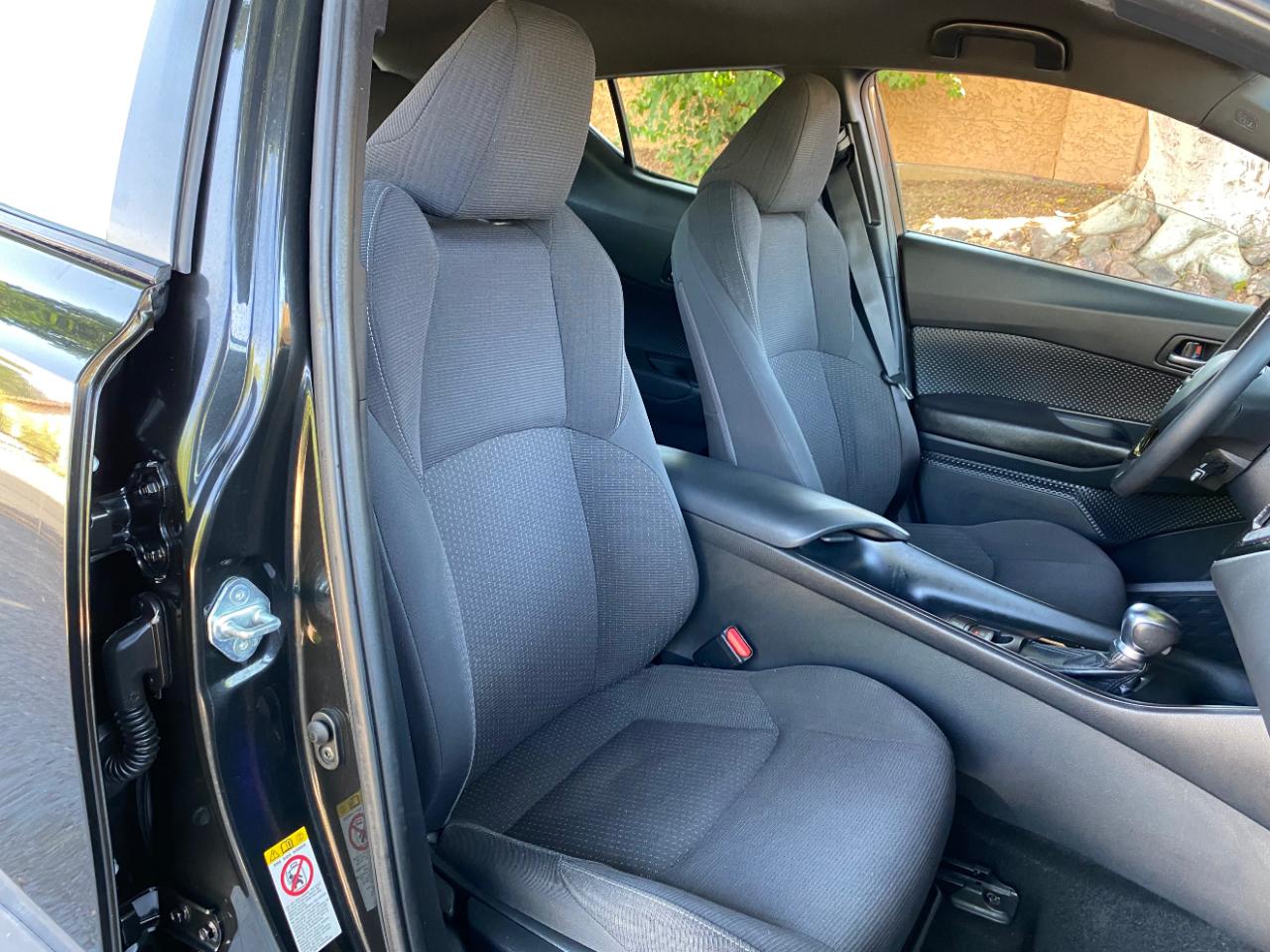 Toyota C-HR XLE Premium 2018
