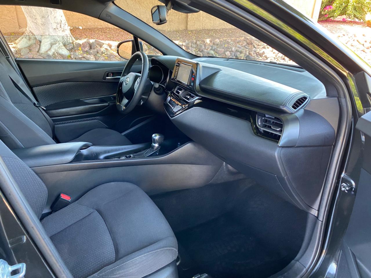 Toyota C-HR XLE Premium 2018