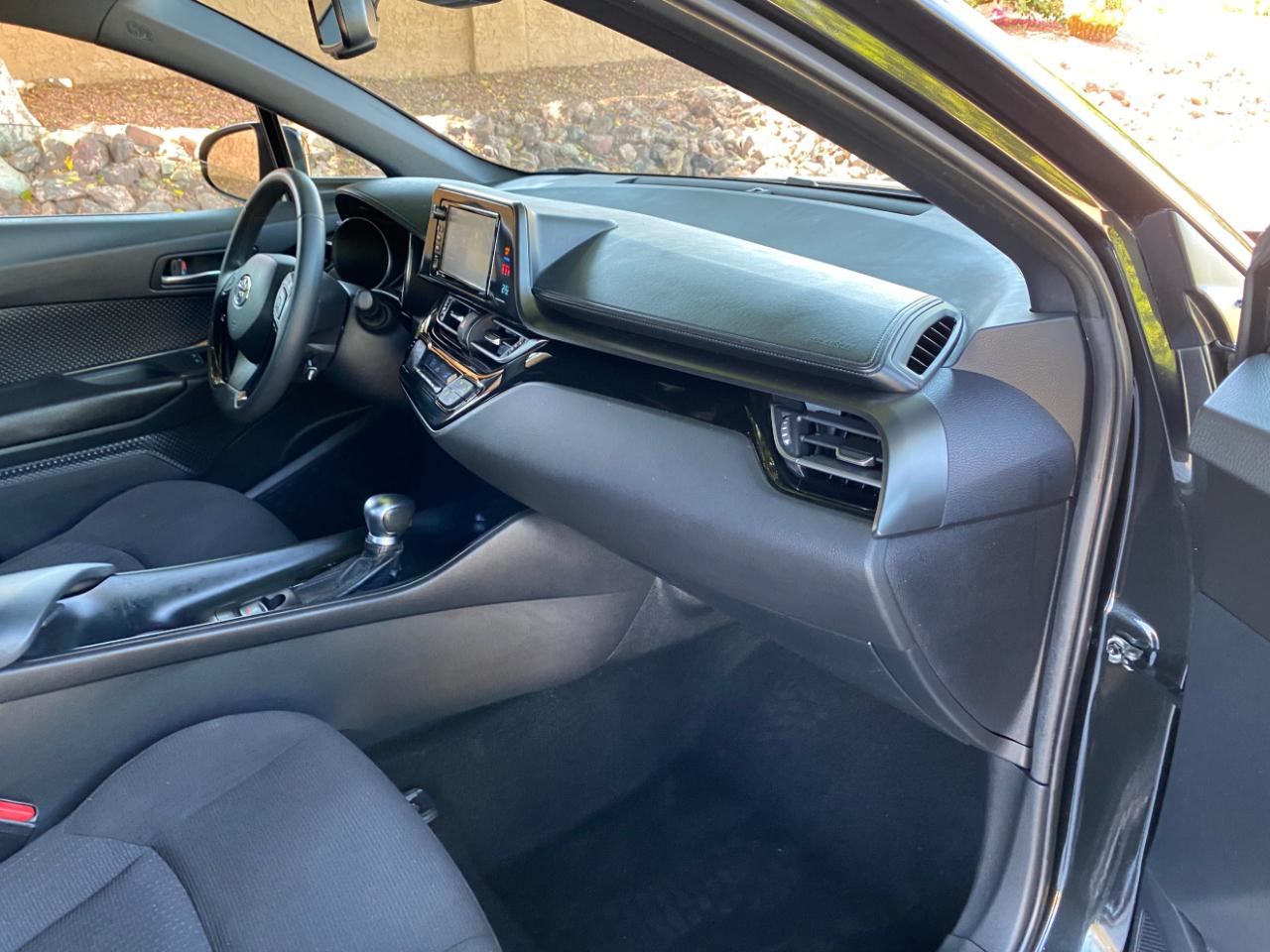 Toyota C-HR XLE Premium 2018