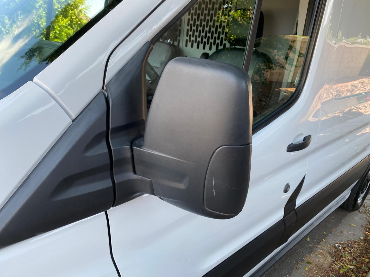 Ford Transit Cargo Van T-250 130" Med Rf 9070 GVWR RWD 2020
