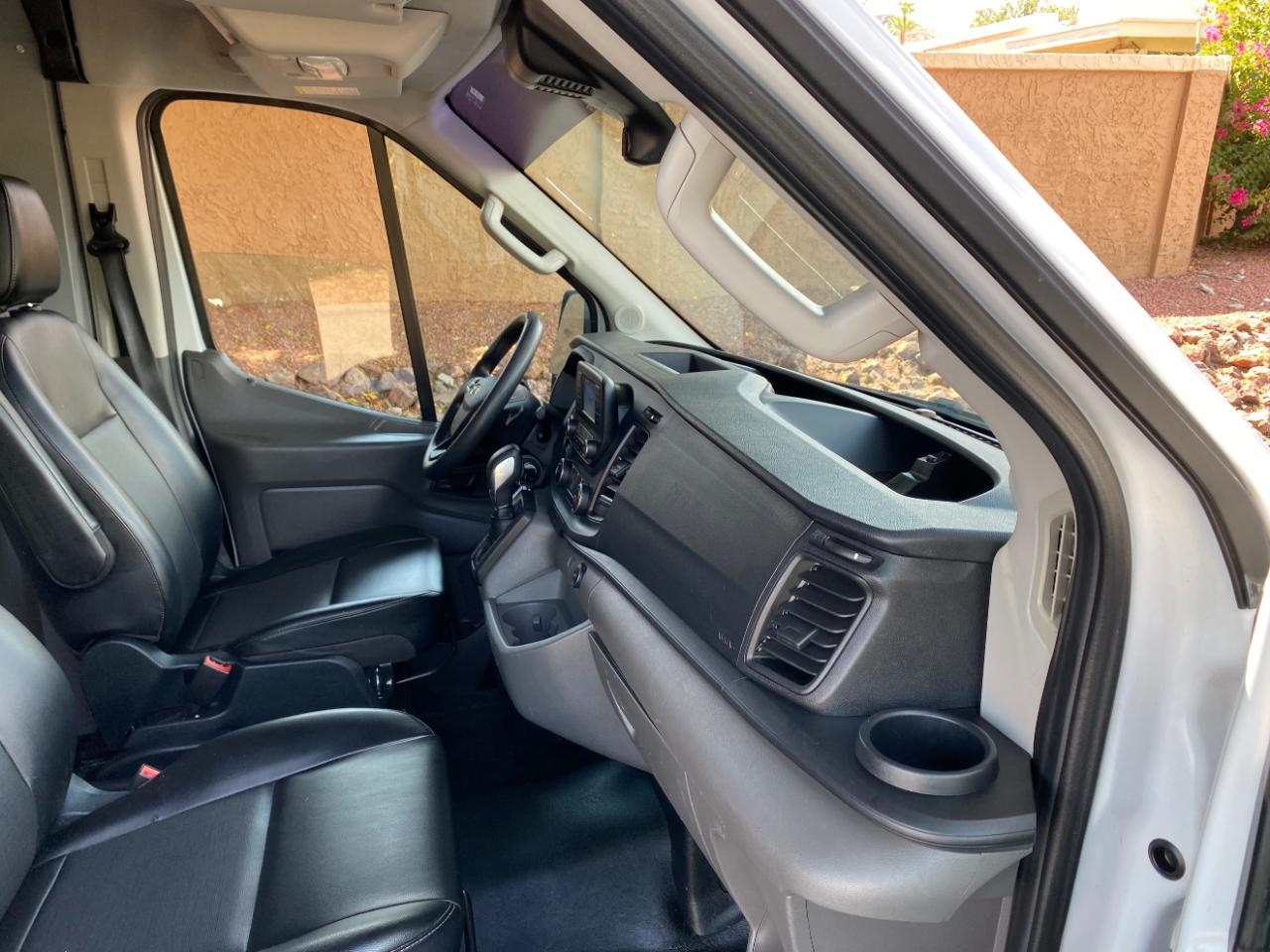 Ford Transit Cargo Van T-250 130" Med Rf 9070 GVWR RWD 2020
