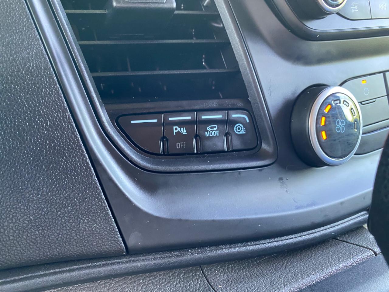 Ford Transit Cargo Van T-250 130" Med Rf 9070 GVWR RWD 2020