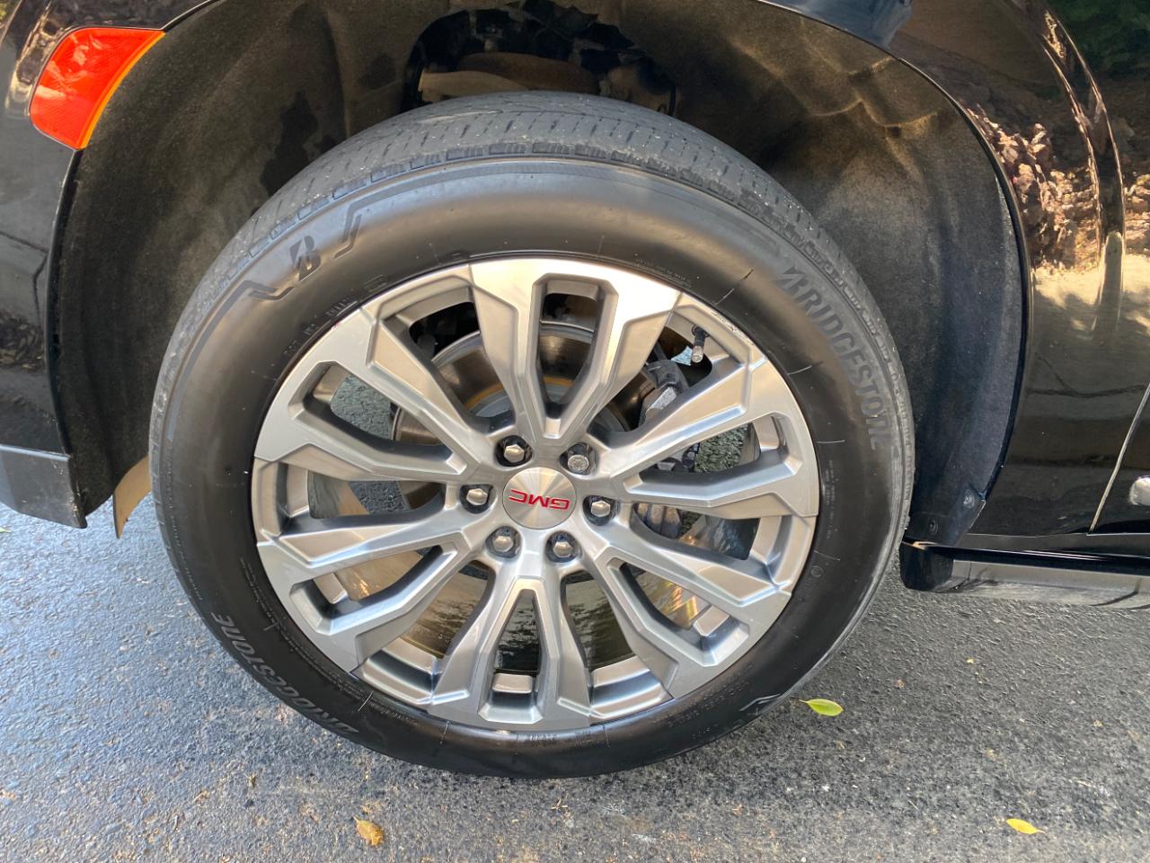 GMC Yukon 4WD 4dr Denali 2022