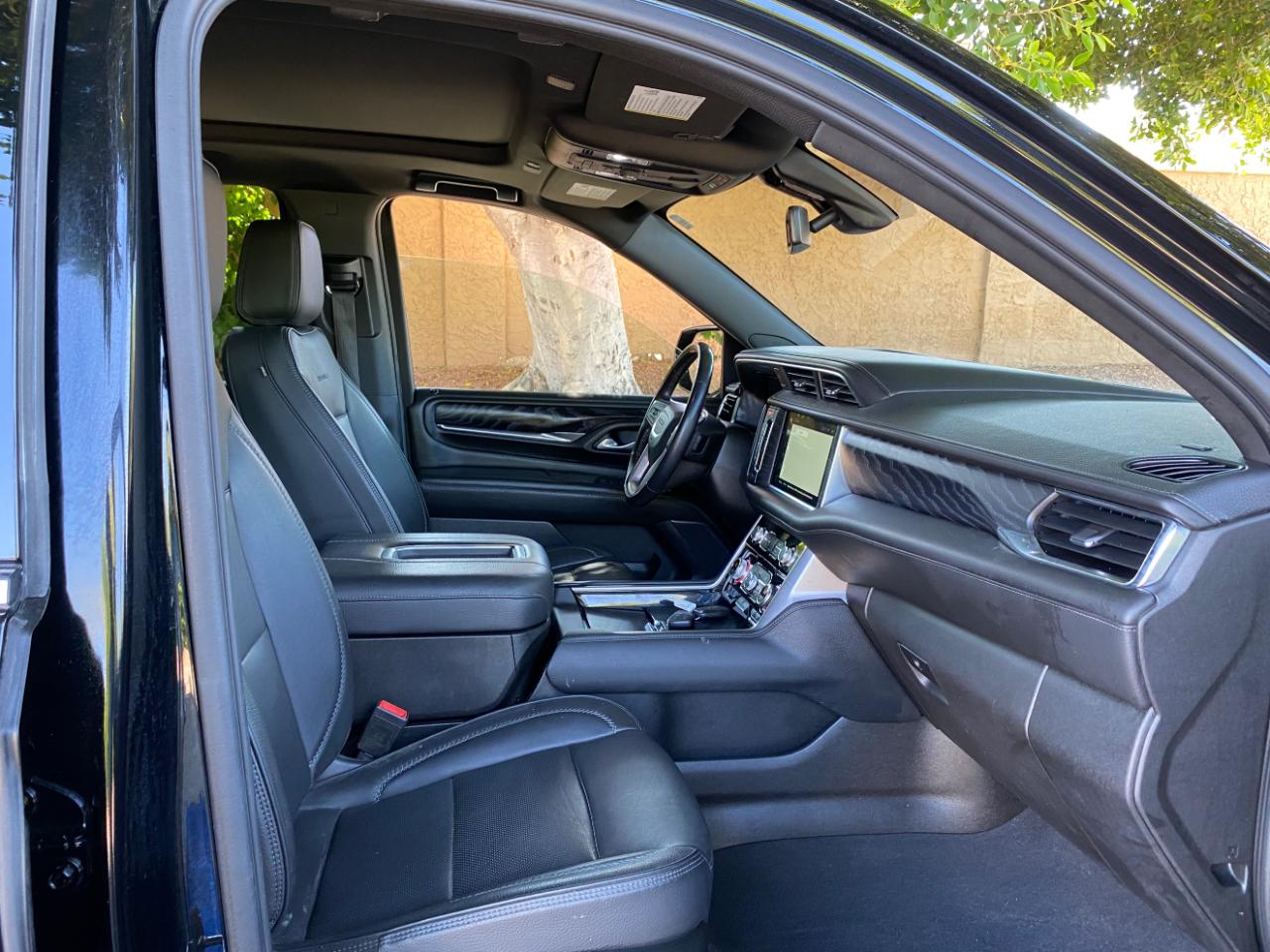 GMC Yukon 4WD 4dr Denali 2022