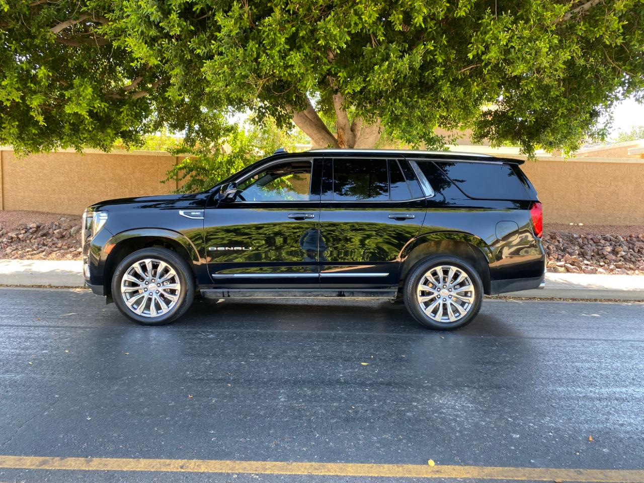 GMC Yukon 4WD 4dr Denali 2022