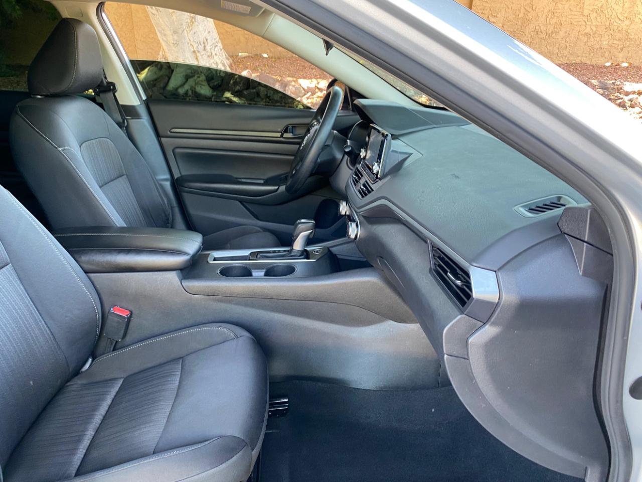 Nissan Altima 2.5 S Sedan 2024