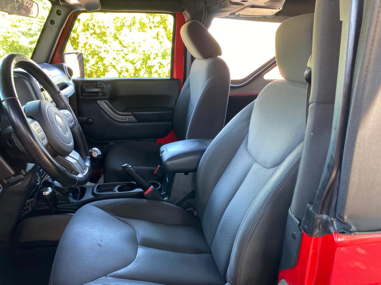 Jeep Wrangler 4WD 2dr Sport 2016