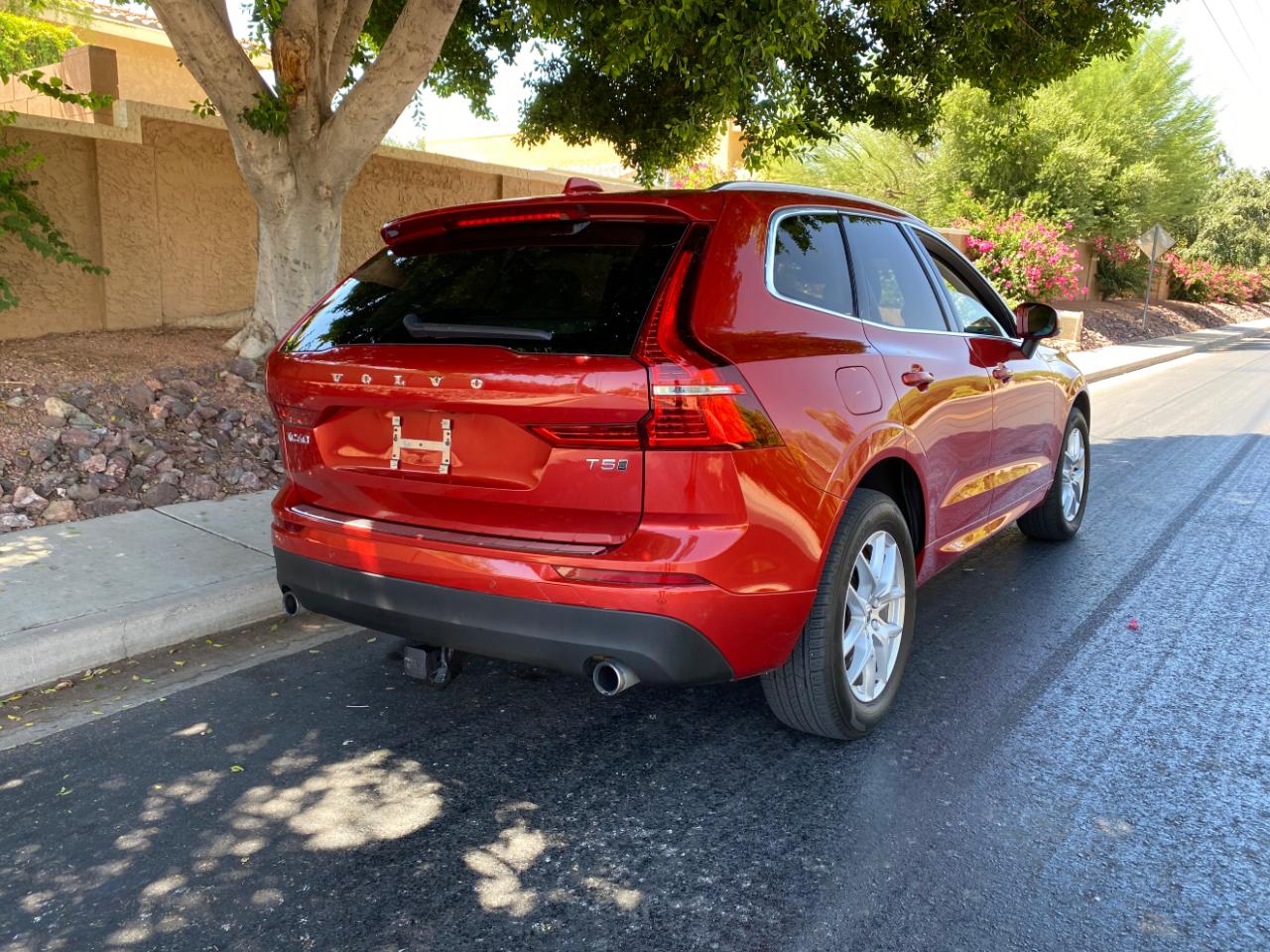 Volvo XC60 T5 AWD Momentum 2021