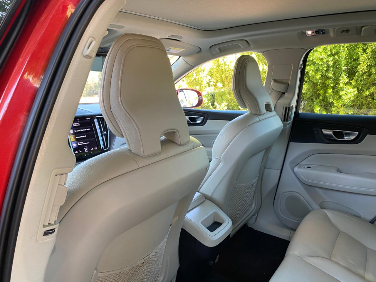 Volvo XC60 T5 AWD Momentum 2021