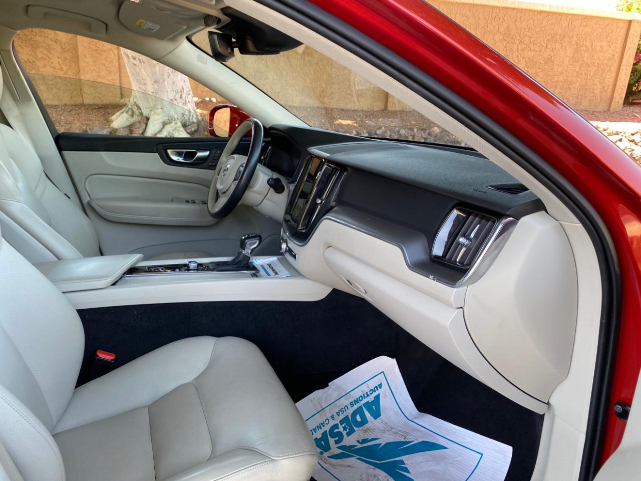 Volvo XC60 T5 AWD Momentum 2021