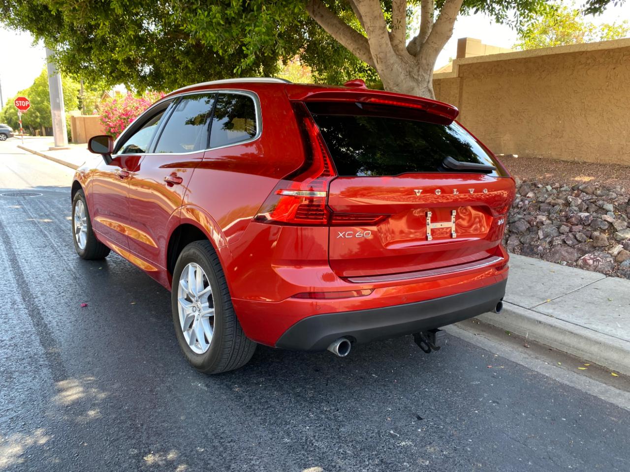 Volvo XC60 T5 AWD Momentum 2021
