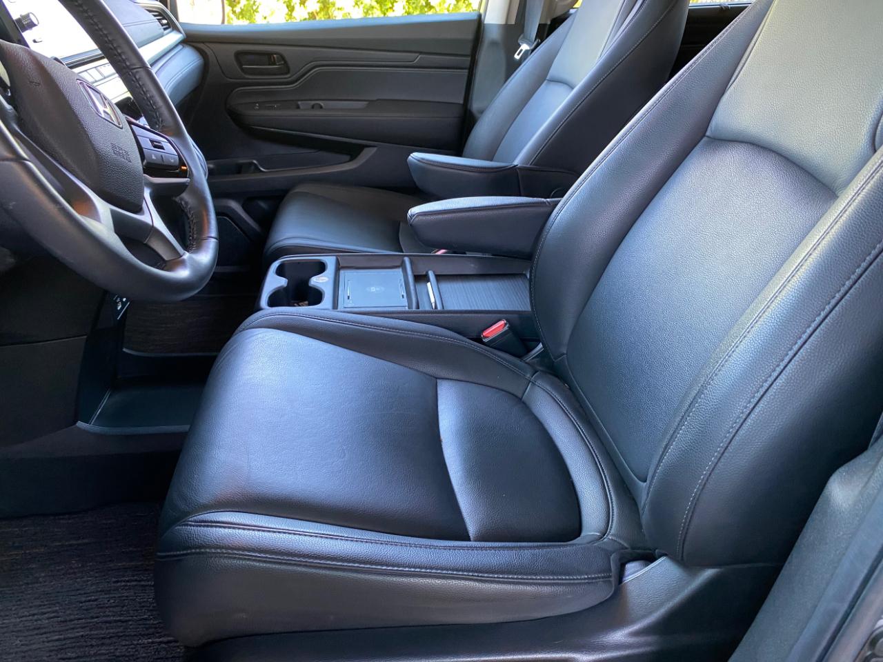 Honda Odyssey EX-L Auto 2025